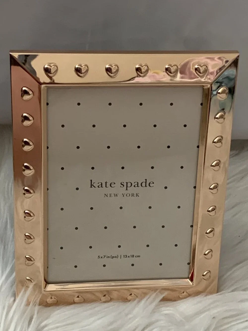 KATE SPADE X LENOX Embossed Hearts Photo Frame in Gold